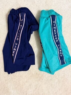 2 Vineyard Vines 4T comfy Boys Sports